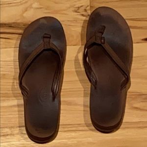 brown rainbows size 9